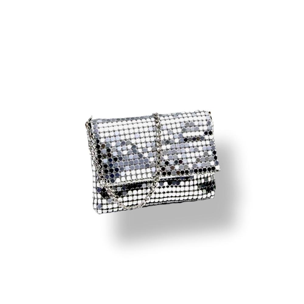 ✨𝐏𝐈𝐄𝐂𝐄𝐒 Silver Chain Shoulder Bag